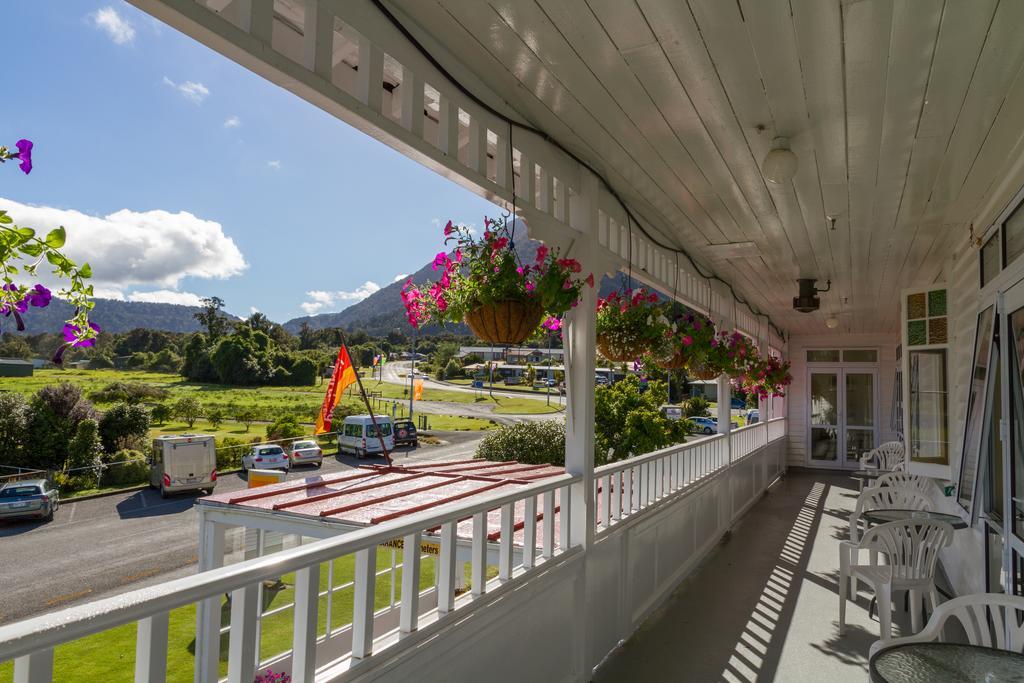 Heartland Hotel Fox Glacier Buitenkant foto